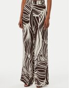 GUESS Pantaloni din material W6GB19 W1972 Regular Fit