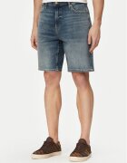 GUESS Pantaloni scurți de blugi M6GD27 D0777 Regular Fit