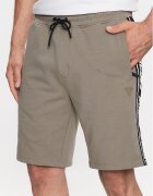 GUESS Pantaloni scurți sport Arlo Z2YD02 K6ZS1 Loose Fit
