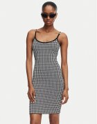 GUESS Rochie de zi W6YKAU Z1661 Slim Fit