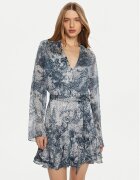 GUESS Rochie tip cămașă W5RK35 WDW82 Classic Fit