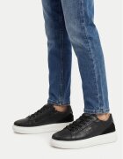 GUESS Sneakers CEO-BI12-3197-03