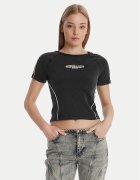 GUESS Tricou W6RI39 KCBF1 Regular Fit