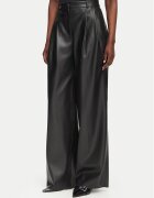 Hugo Pantaloni din imitație de piele Henesa-1 50563243 Regular Fit