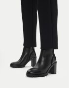 JENNY Botine CEO-HY2T625-6