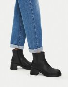 JENNY Botine CEO-HY2T683S-1