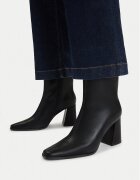 JENNY Botine CEO-HY82221-2