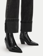 JENNY Botine CEO-LS6336-01