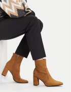 JENNY Botine CEO-R25AW2401