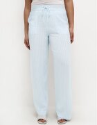 kaffe Pantaloni din material Milia 10508314 Albastru celest Loose Fit