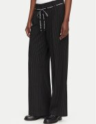 Karl Lagerfeld Jeans Pantaloni din material B3W10019 Regular Fit