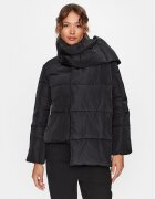 Liu Jo Geacă TF3142 T3552 Regular Fit