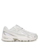 New Balance Sneakers U740WM2