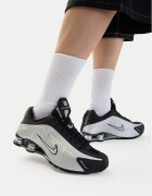 Nike Sneakers Shox R4 HQ1988 007