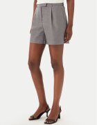 Only Pantalon scurți din material Linda 15283727 Regular Fit