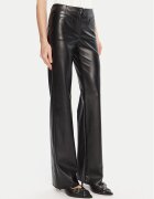 Patrizia Pepe Pandaloni de piele 8P0757 E005 Regular Fit