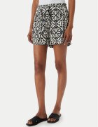 Vero Moda Pantalon scurți din material Menny 10323630 Regular Fit