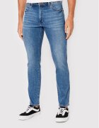 Wrangler Blugi Larston W18SJX21Y 112322663 Slim Tapered Fit