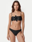 Ysabel Mora Bikini 83473