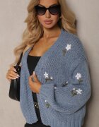 acajo Cardigan Albastru cu Aplicații Florale cu Închidere cu o Agrafă Elegantă Patista