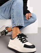  Adidași Alb-Negru din Piele Naturală cu Platformă și Șireturi Late Talthea