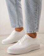  Adidași Albi cu fața superioară din plasă și talpă în relief Lalnai