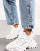  Adidași Albi Kharena