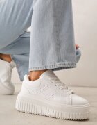  Adidași Albi pe Platformă Decorați cu Perforații Eleainna