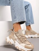  Adidași bej închis Kharena