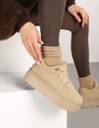  Adidași bej închis stilizați ca cizme de zăpadă decorați cu blană Maviena