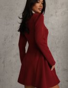 allyson Rochie Bordeaux cu croială cloș cu ornament lateral Eleslia