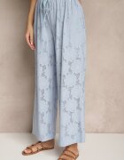 allyson Set Albastru Ajurat Bluză cu Croi de Cămașă și Pantaloni cu Picior Larg Linaniria