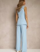 allyson Set de costum albastru deschis Vestă cu nasturi decorativi și Pantaloni clasici Roneira