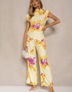allyson Set Galben Bluză Încrețită cu Croi Asimetric și Pantaloni Largi cu Imprimeu Floral Linidia