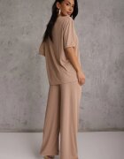 ambitionfly Compleu Oversize Bej Decorat cu Strassuri Tricou și Pantaloni Arnateia