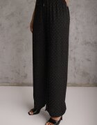 ambitionfly Set Negru Supradimensionat Împodobit cu Zirconii Tricou și Pantaloni Arnateia