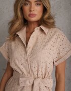 bisou's project Rochie tip cămașă bej din bumbac ajurat legată în talie Lulilena
