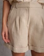 bisou's project Bermude Pantaloni scurți Bej Lărgi din Bumbac High Waist Farsefia