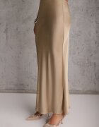 bisou's project Fustă bej din satin maxi cu talie înaltă Formia