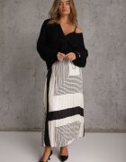 bisou's project Fustă Bej-Neagră Plisată cu Elastic în Talie Decorată cu Model Geometric Jenessia