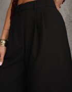 bisou's project Pantaloni scurți Negri cu croială tip costum High Waist cu adaos de viscoză Mavvia