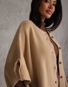 bisou's project Poncho oversize din tricot cu mânecă scurtă închis cu nasturi Obsidis Bej