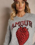 bisou's project Pulover Gri cu adaos de lână decorat cu o aplicație căpșună și cu inscripția Zozizelle