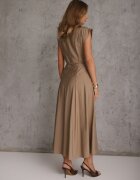 bisou's project Rochie Actista Bej