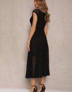 bisou's project Rochie Ajourată Neagră cu Croială Cloș Ornată cu Curea Galorena