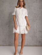 bisou's project Rochie Albă Boho din Bumbac Decorată cu Model Ajurat și Volane și Legată cu un Cordon Nelah