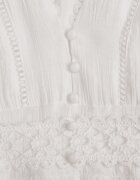 bisou's project Rochie Albă Evazată Mini cu Model Ajurat și Bandă elastică Ilermia