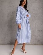 bisou's project Rochie Albastră din bumbac cu croială tip cutie cu broderie și cordon Guineney