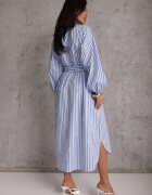 bisou's project Rochie Albastră din bumbac cu croială tip cutie cu broderie și cordon Guineney