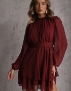 bisou's project Rochie Bordeaux vaporoasă din șifon cu croi evazat și mâneci bufante Aziva